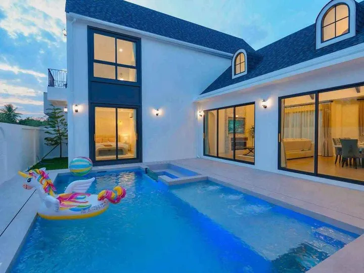5 Bedroom Villa for rent in Chak Nok