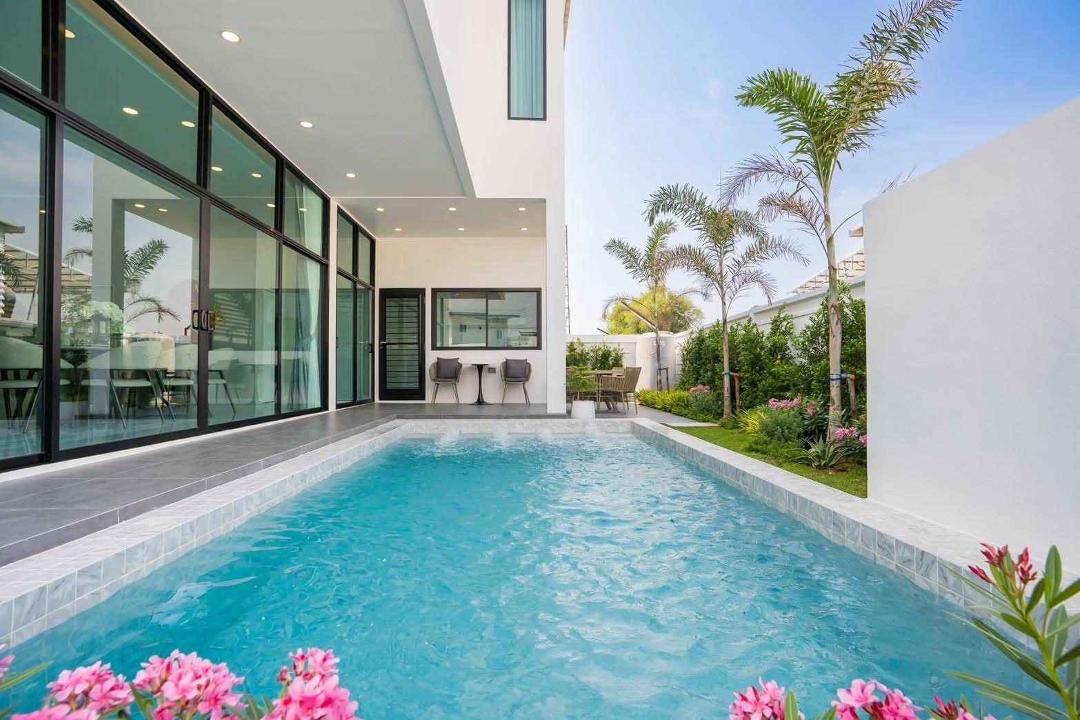 4 Bedroom Villa for rent in Huai Yai