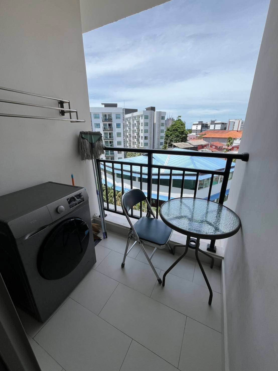 1 Bedroom Condo for rent at Arcadia Beach Continental