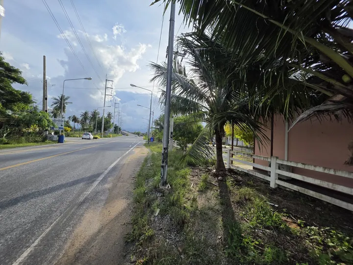 Land for sale in Nong Prue
