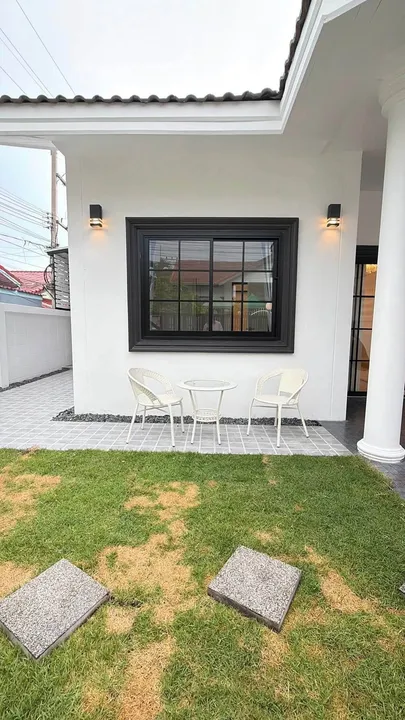 Photo from a listing at Eakmongkol 4