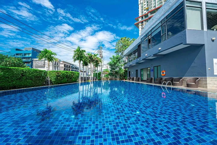 Photo from a listing at Dusit Grand Condo View