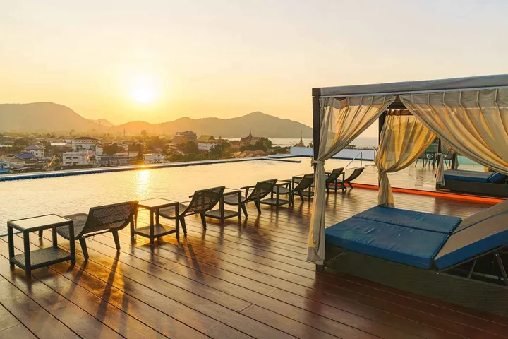 Studio for rent at Seasran Condo