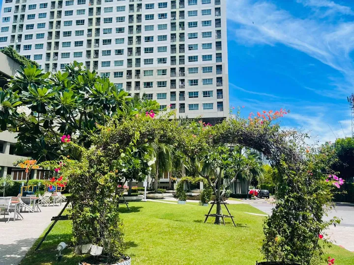 1 Bedroom Condo for sale at Lumpini Condo Naklua