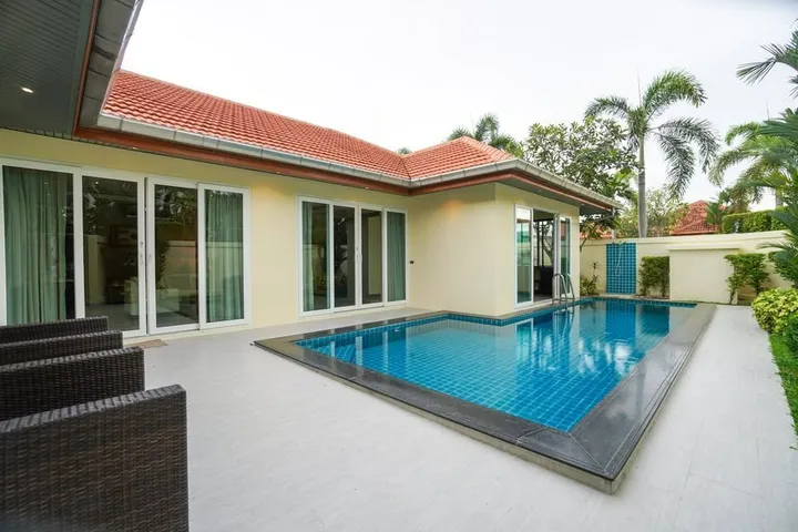 Photo from a listing at Whispering Palms