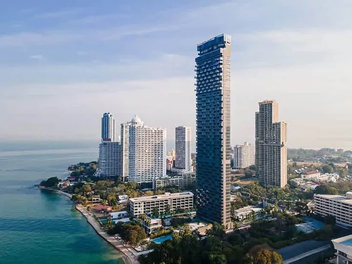 2 Bedroom Condo for rent at Arom Wongamat