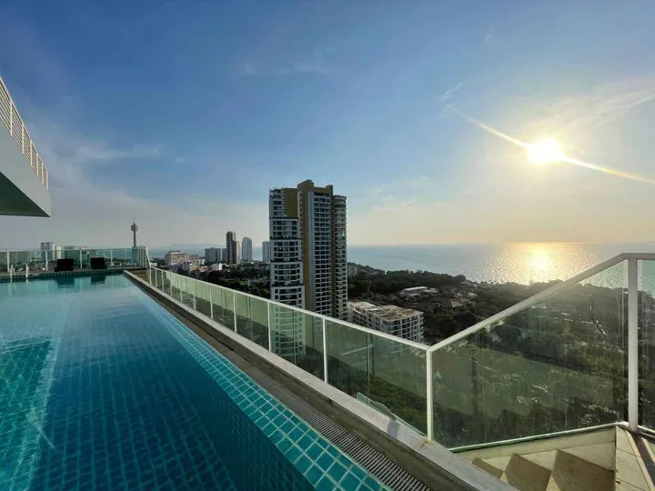2 Bedroom Apartment for rent in Pratumnak