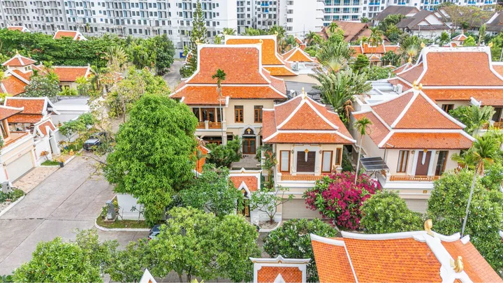 2 Bedroom House for sale at View Talay Marina
