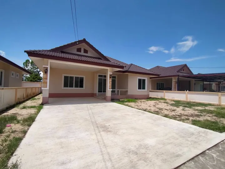 3 Bedroom House for sale in Sattahip