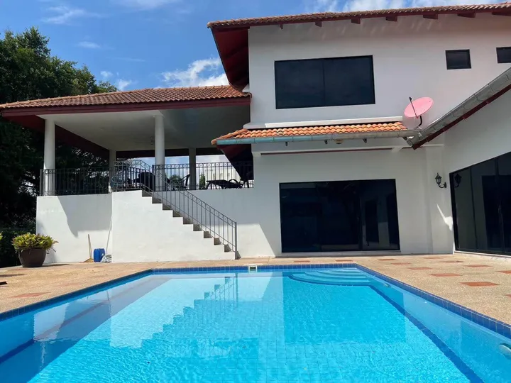 5 Bedroom Villa for sale at Paradise Villa 1