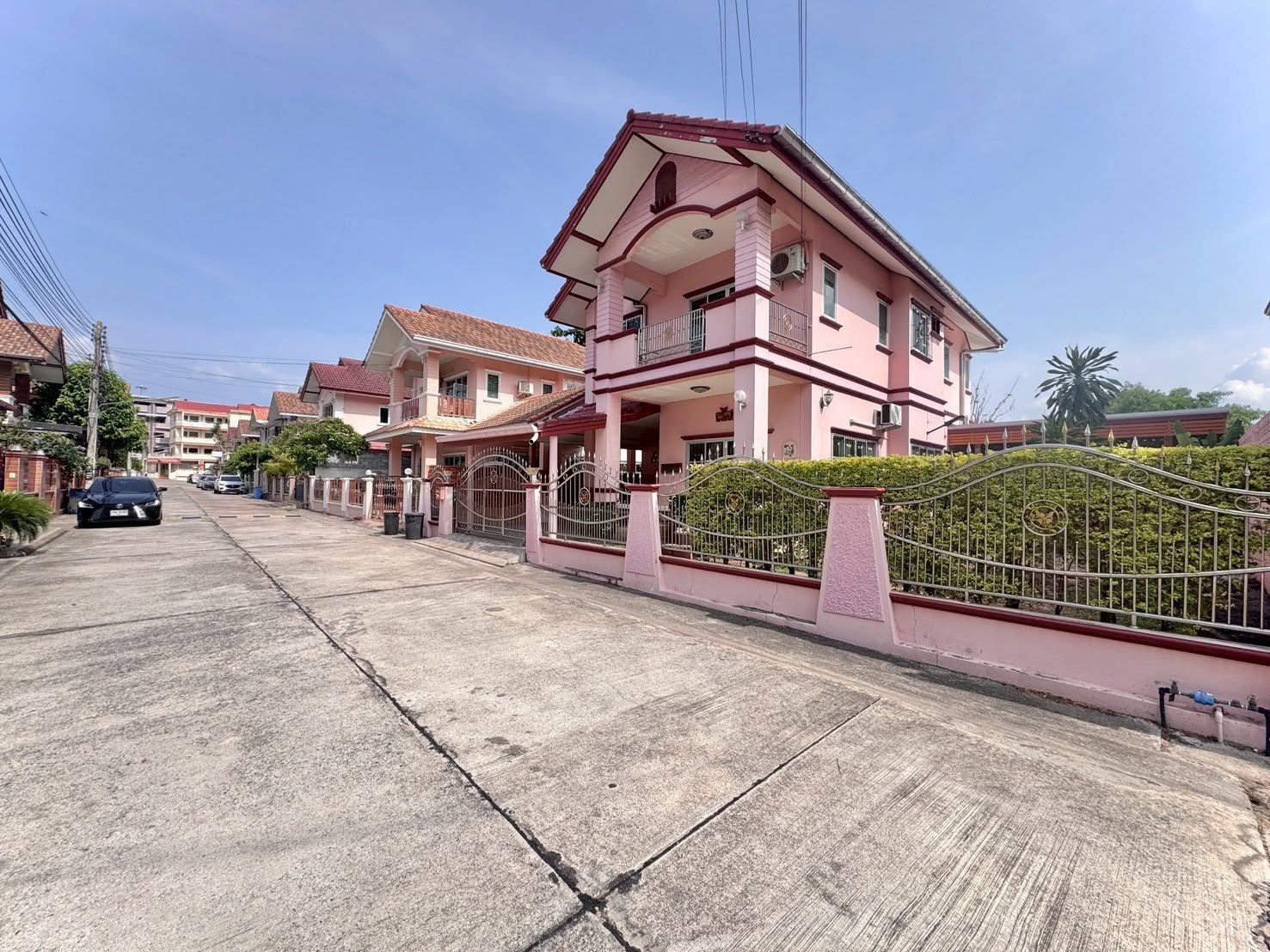 3 Bedroom House for rent at Sirisa 9