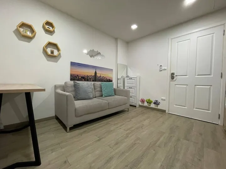 Listing photo