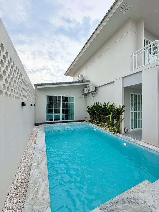 4 Bedroom House for sale in Chaiyapruek 2