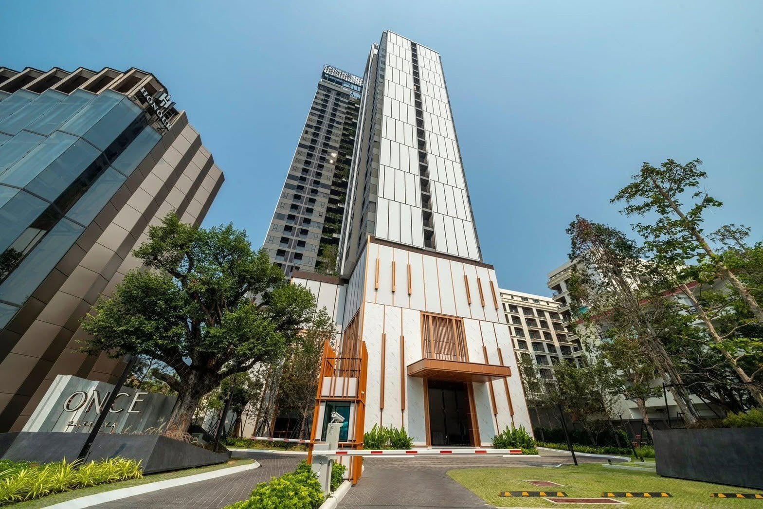 1 Bedroom Condo for rent at The Riviera Monaco