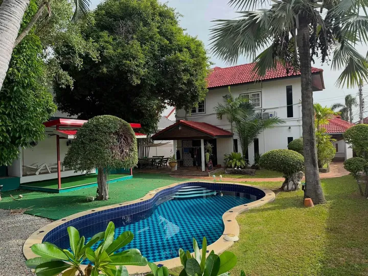 3 Bedroom House for rent at Park Village