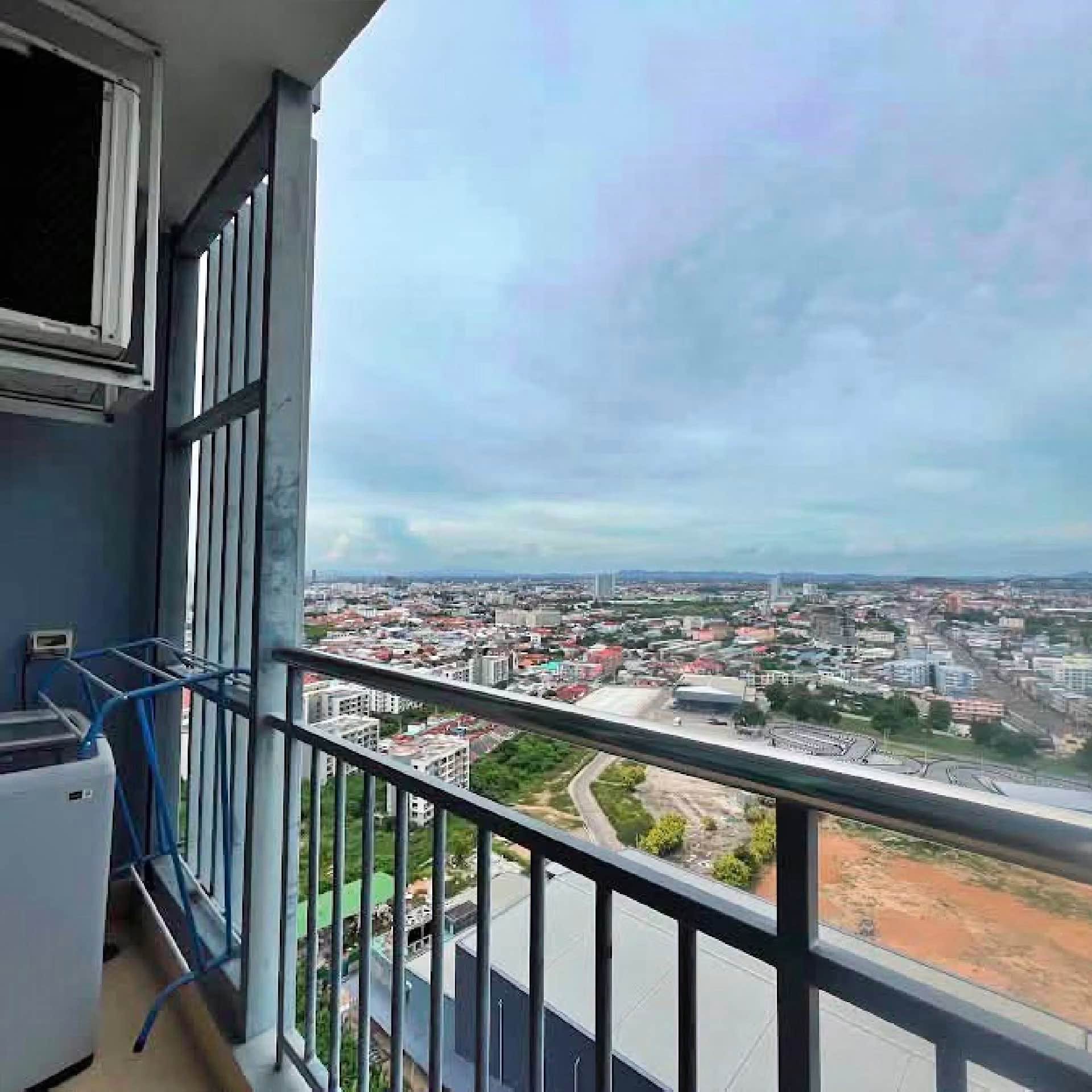 Studio for sale at Supalai Mare