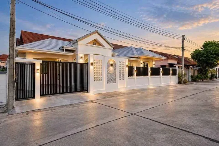 3 Bedroom House for sale at Tatwan Village