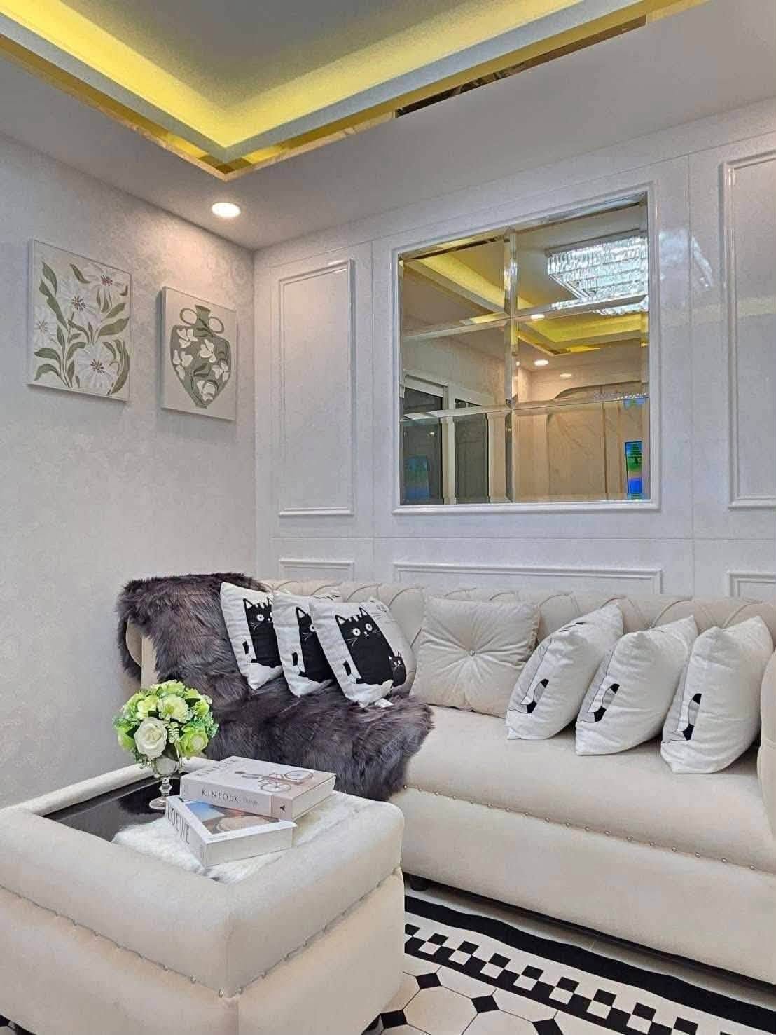 Condo for rent in Na Kluea
