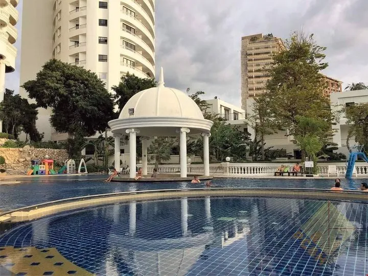 2 Bedroom Condo for sale at Sky Beach Condo