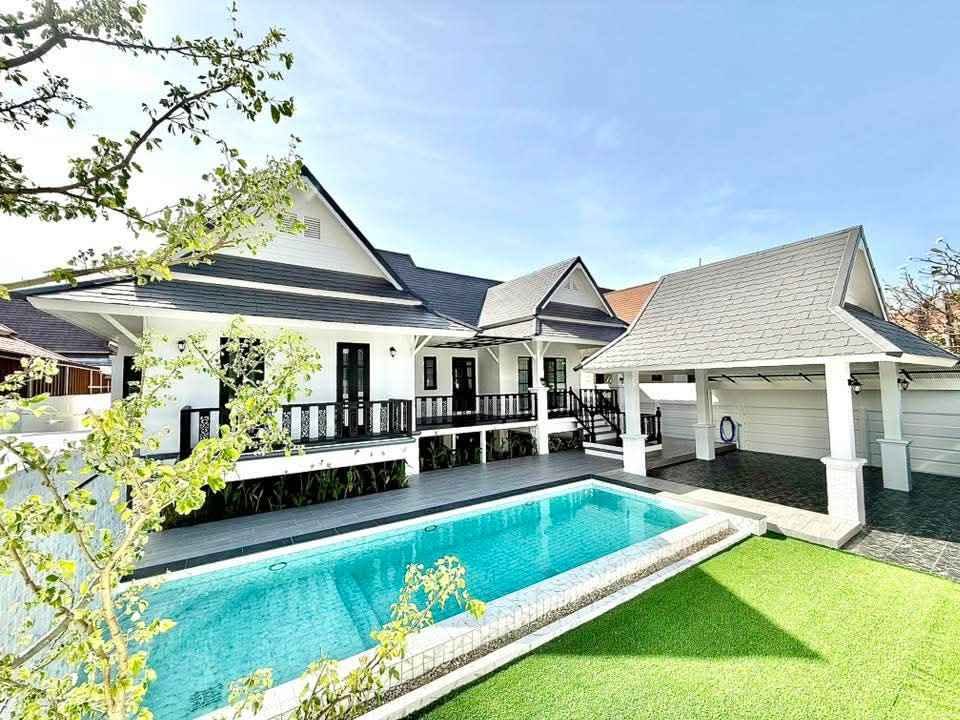 3 Bedroom Villa for sale at Baan Mae Narita