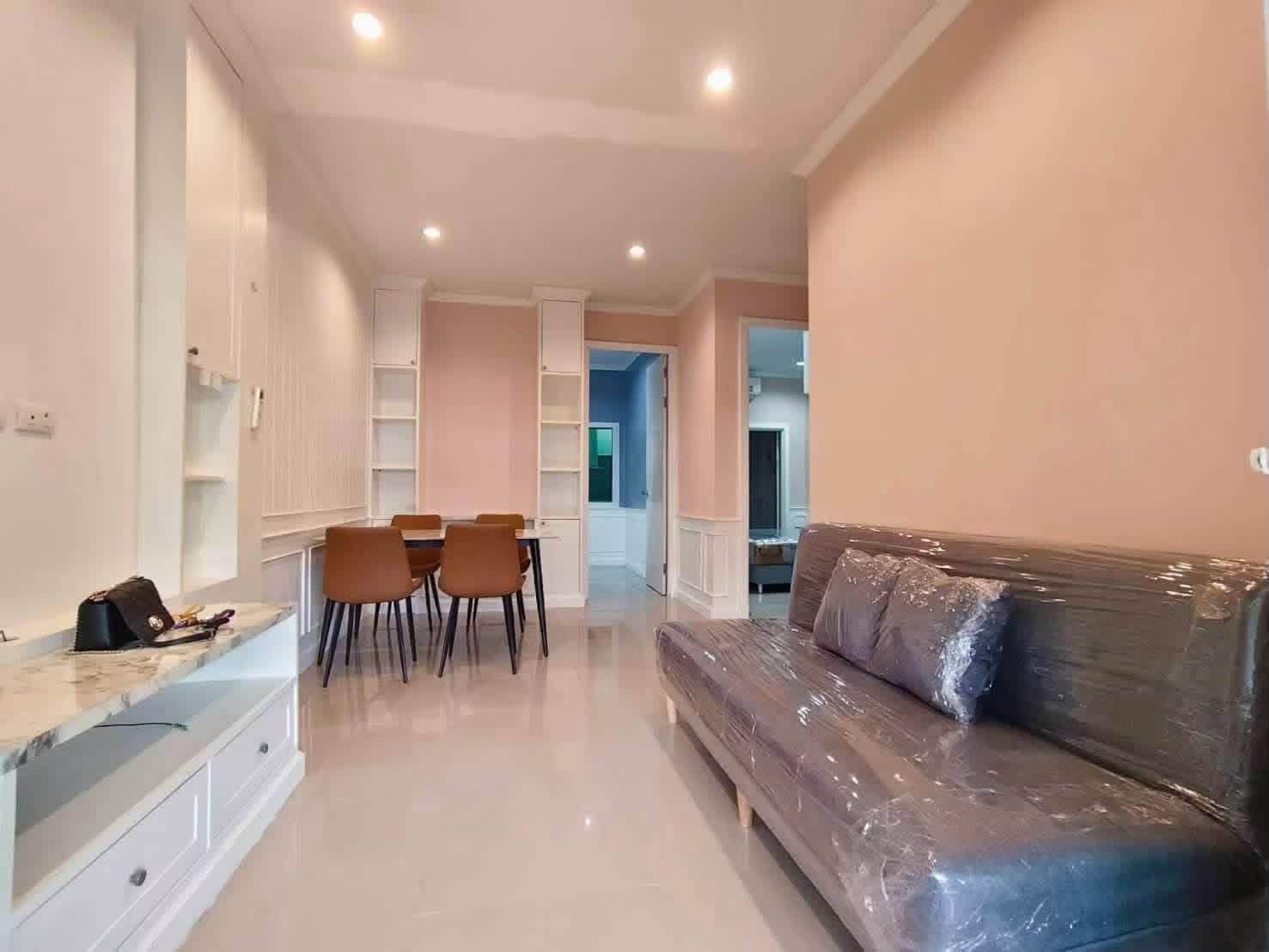 2 Bedroom Townhouse for rent at Eakthara Village