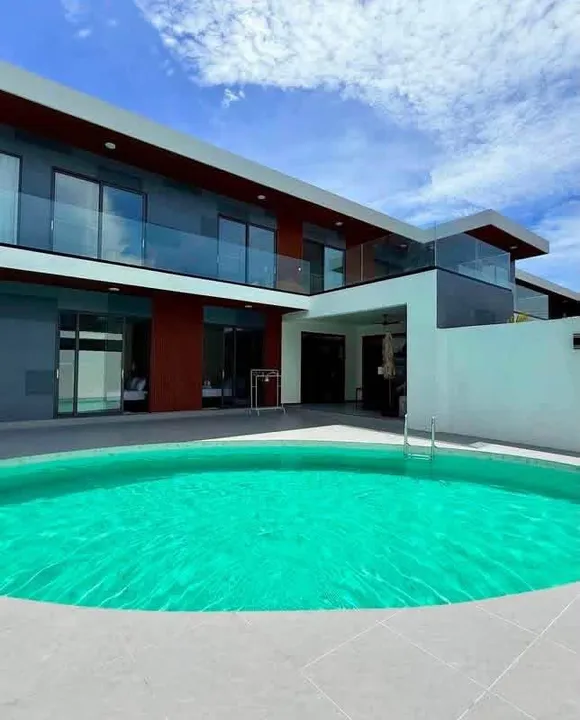 7 Bedroom Villa for rent in South Pattaya