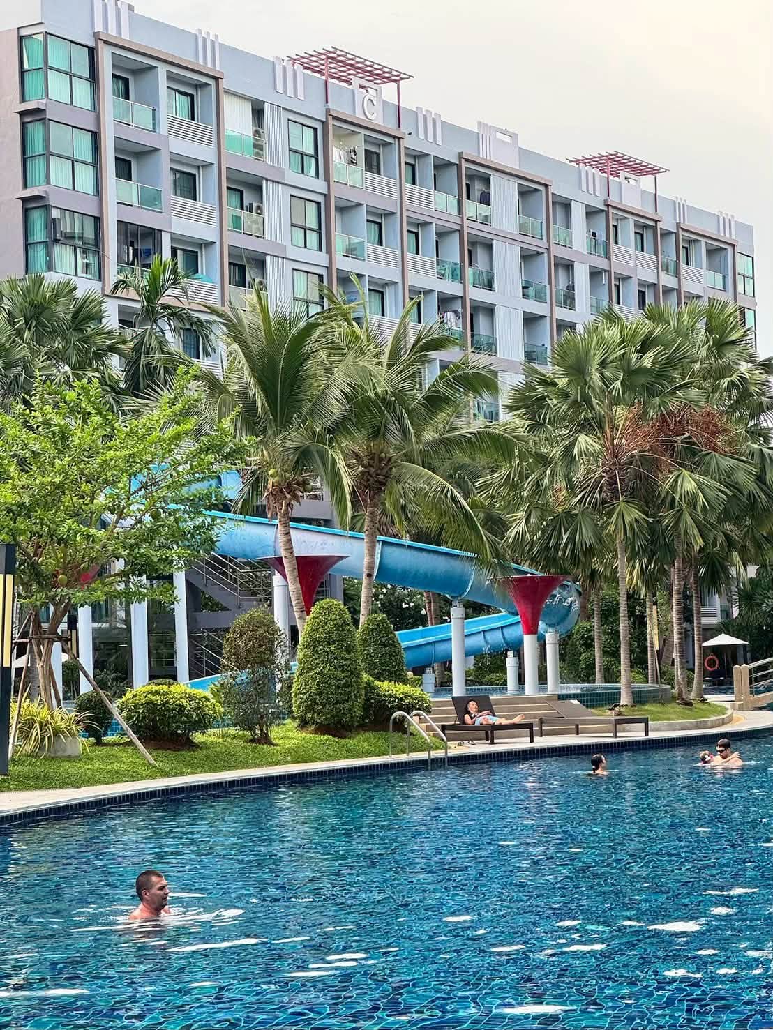 2 Bedroom Condo for rent at Dusit Grand Park