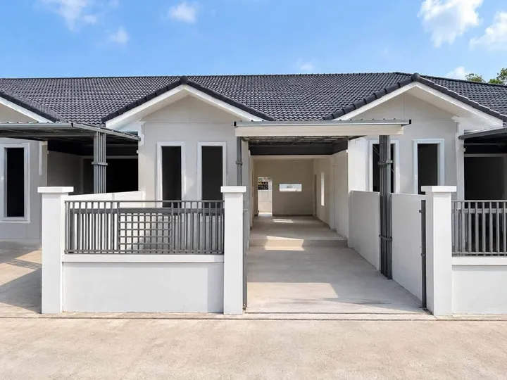 3 Bedroom Townhouse for sale at Mehome Town 4