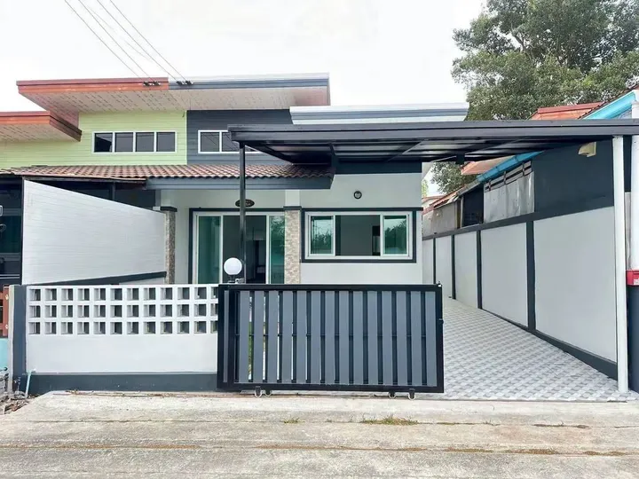 2 Bedroom House for sale in Rong Po