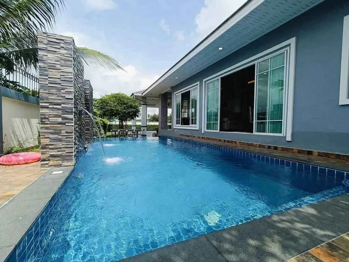 2 Bedroom House for sale in Mabprachan