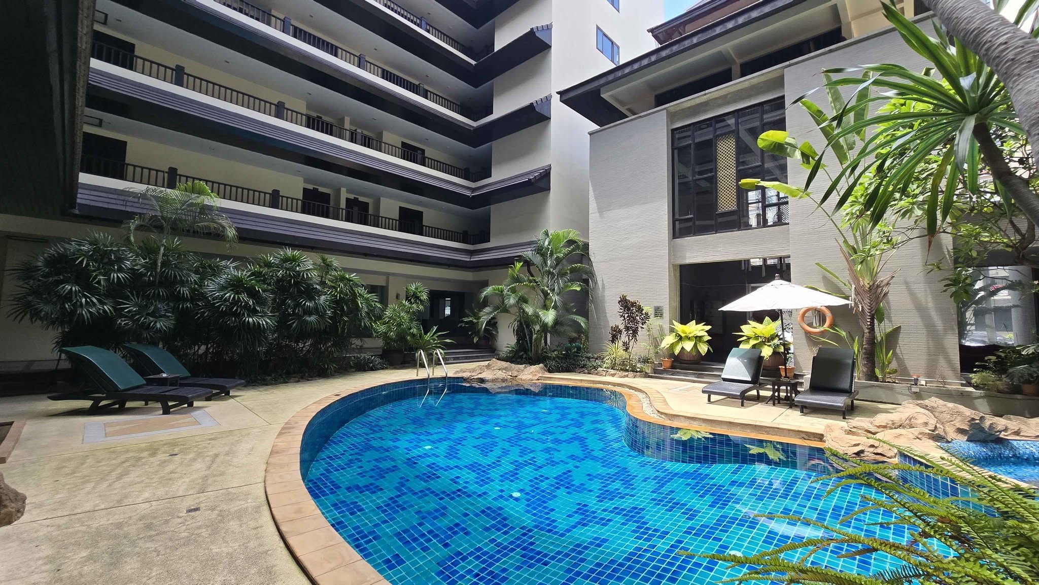 1 Bedroom Condo for sale at Nirvana Place