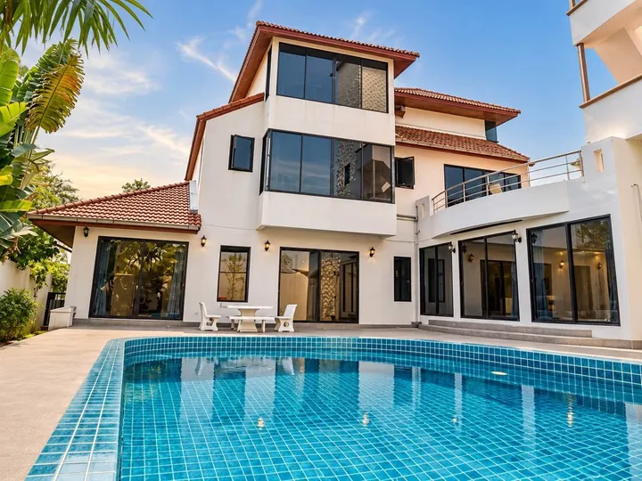 6 Bedroom Villa for rent at Paradise Pool Villa