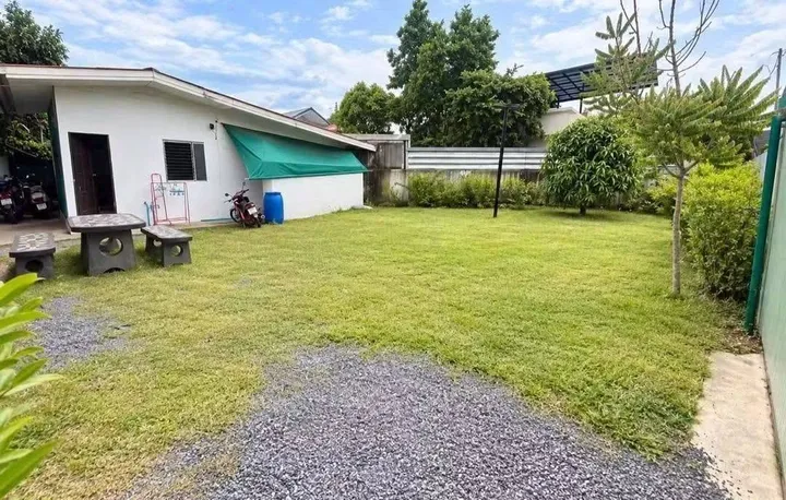 House for sale in Na Kluea