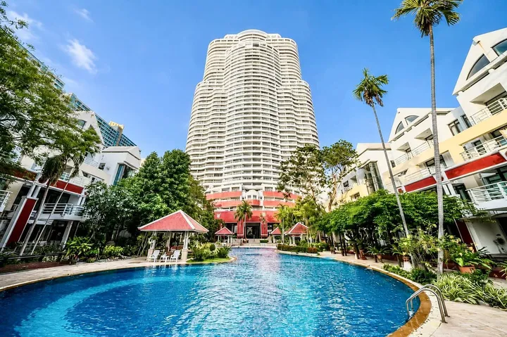 Photo from a listing at Metro Jomtien Condotel