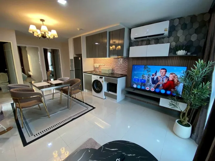 2 Bedroom Condo for sale in Central Pattaya