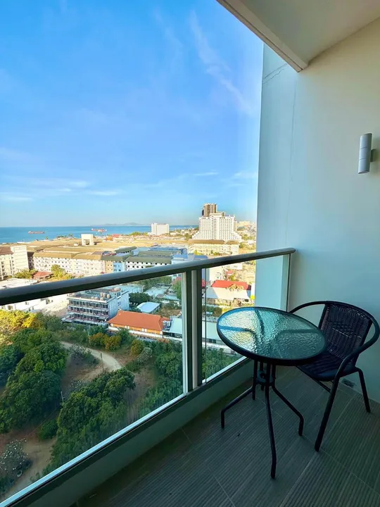 1 Bedroom Condo for sale at The Riviera Jomtien