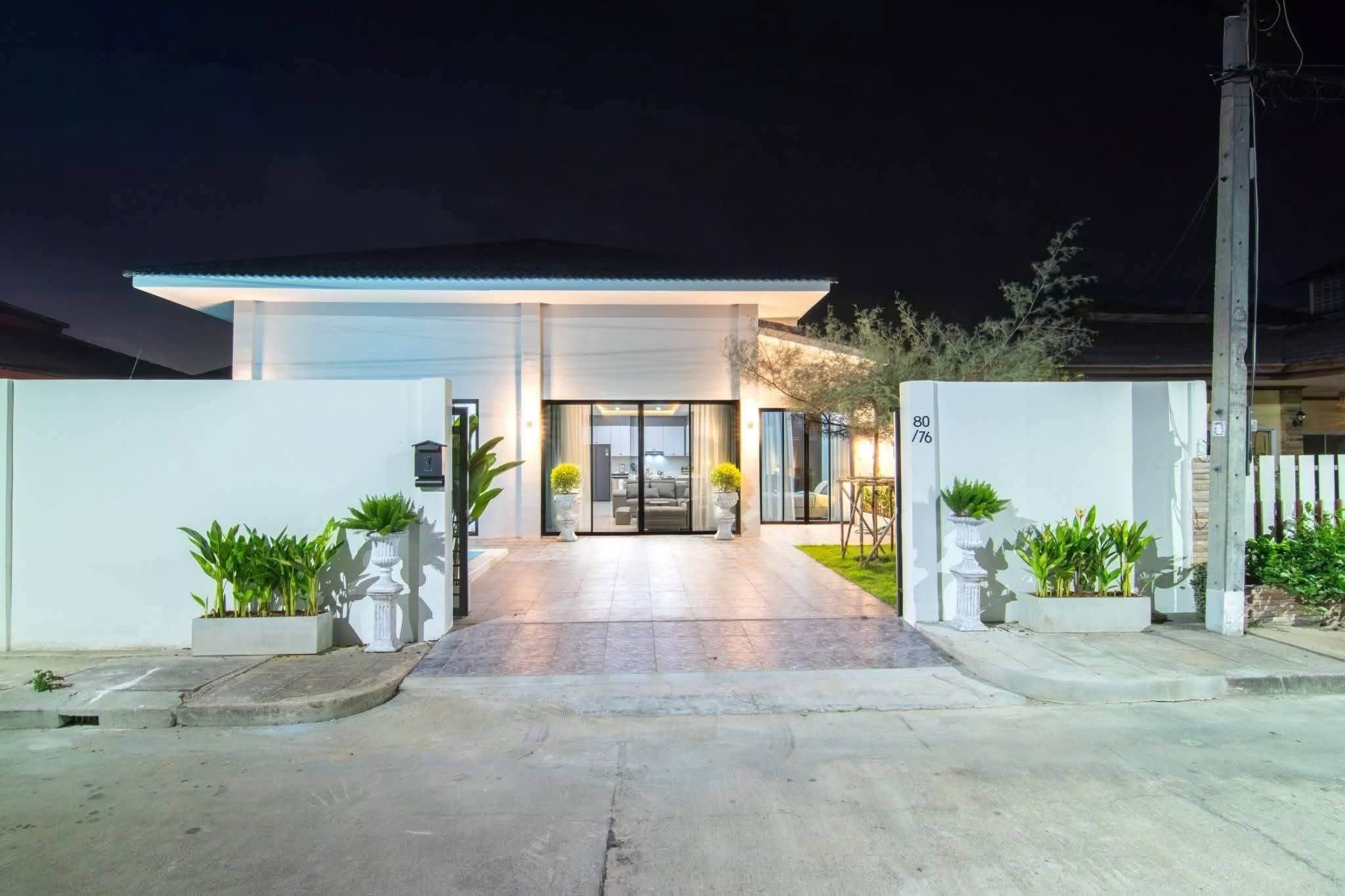 3 Bedroom Villa for sale at Areya Valley