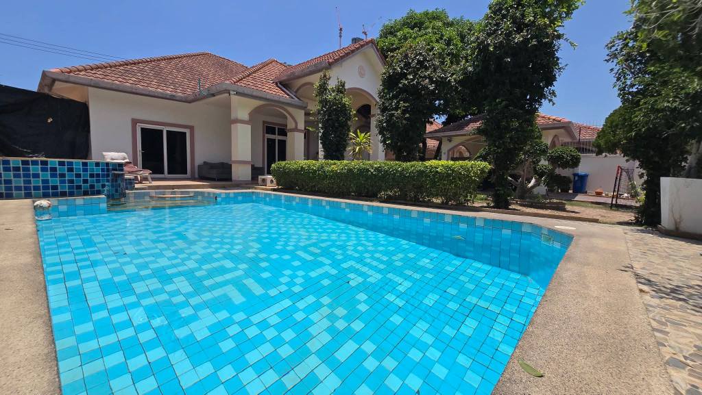 3 Bedroom Villa for sale in Thappraya