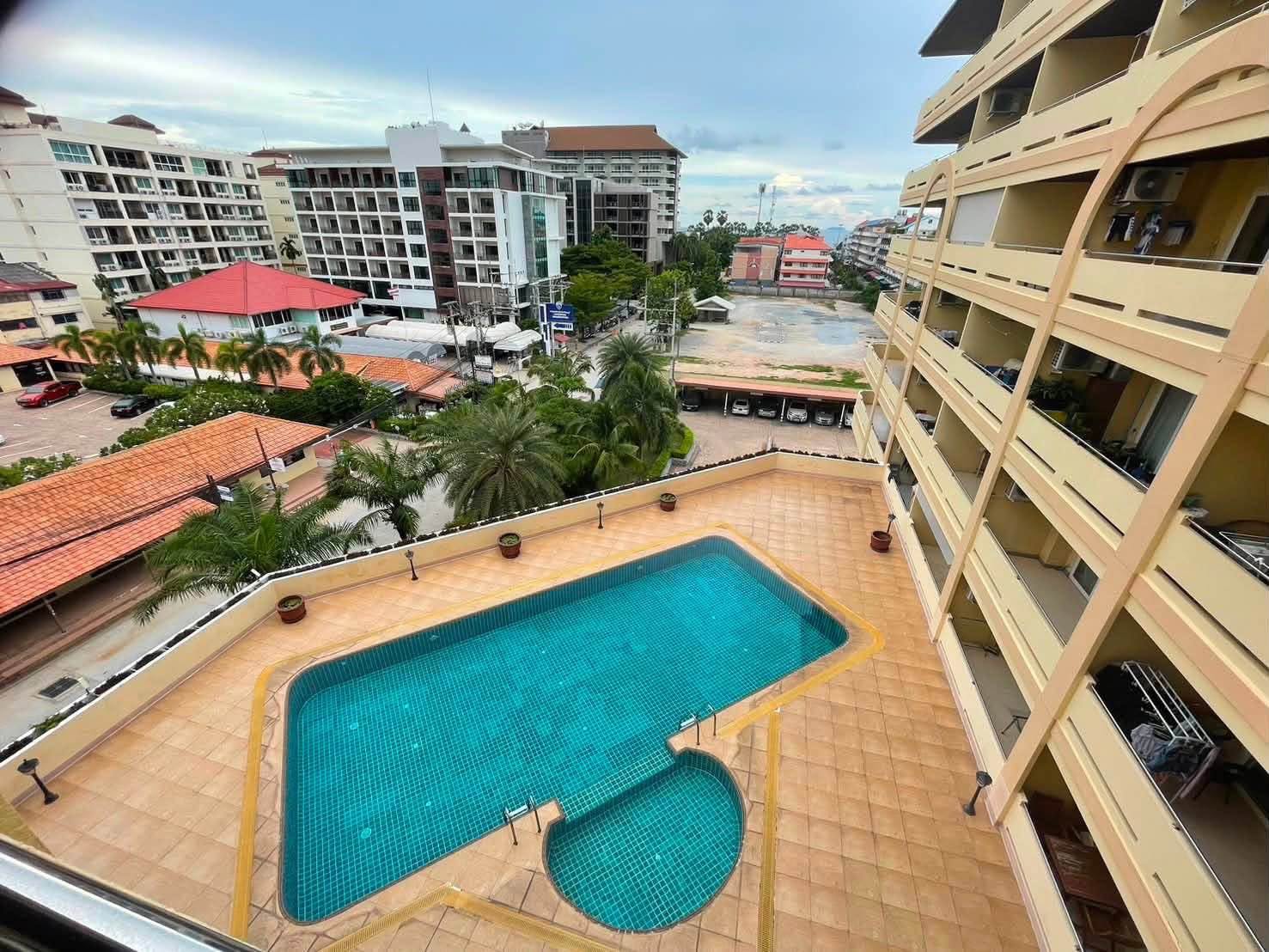 2 Bedroom Condo for rent at View Talay 3