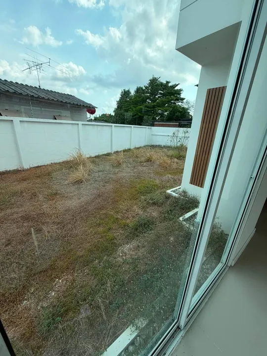 Photo from a listing at Tropical Village 2