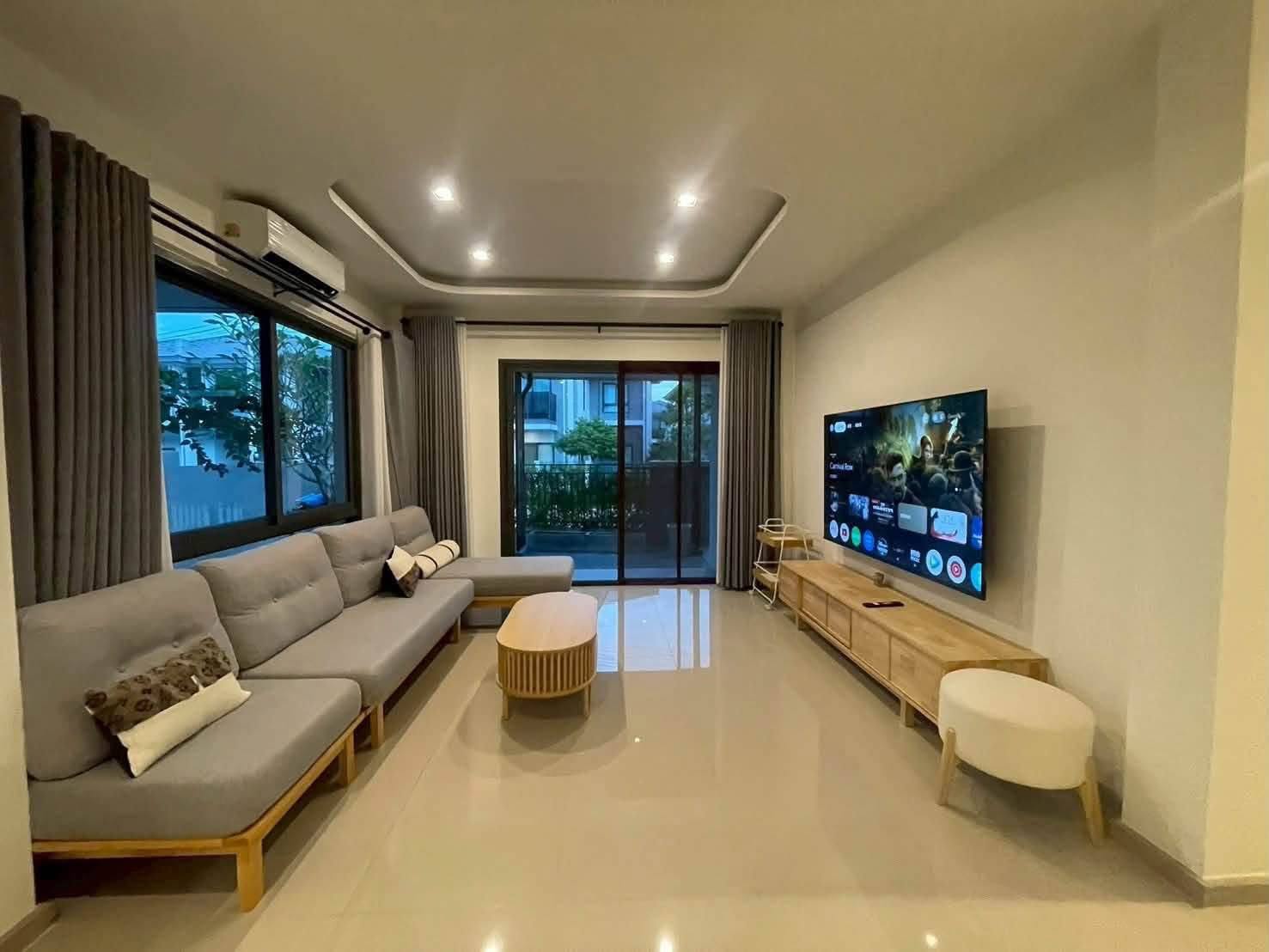 4 Bedroom Villa for rent at Patta Element