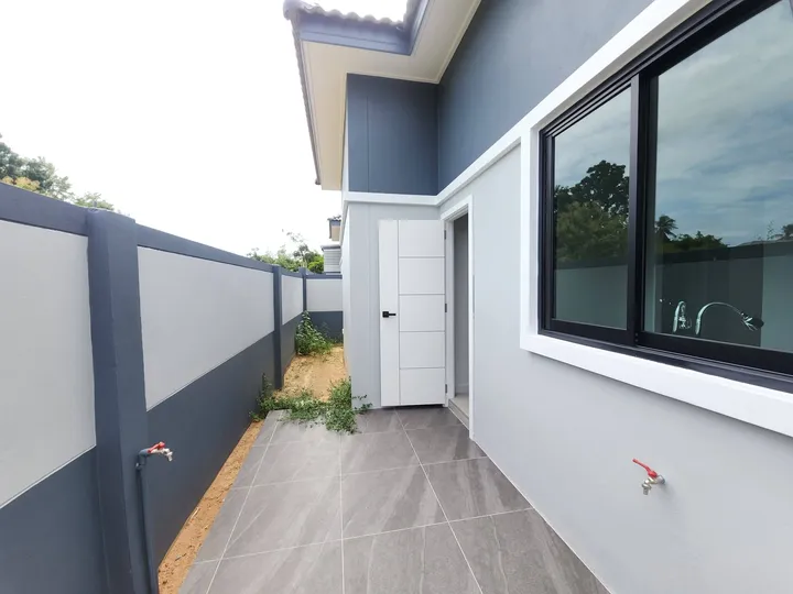 3 Bedroom House for sale in Mabprachan