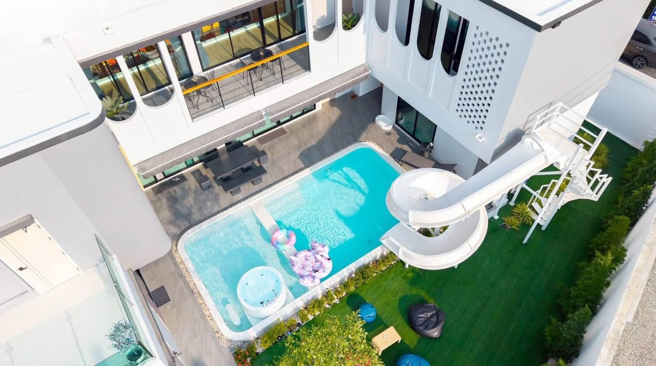 5 Bedroom Villa for sale in Huai Yai