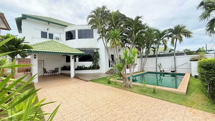 3 Bedroom Villa for rent in East Pattaya