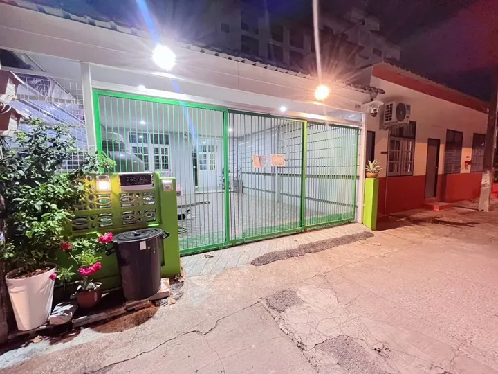 2 Bedroom Townhouse for rent in Central Pattaya