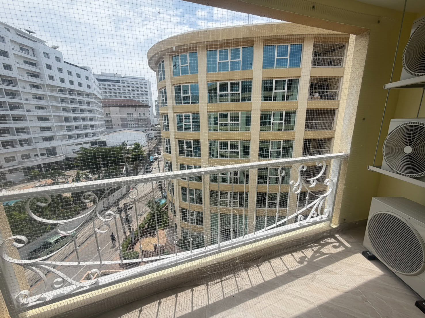 2 Bedroom Condo for rent at City Garden