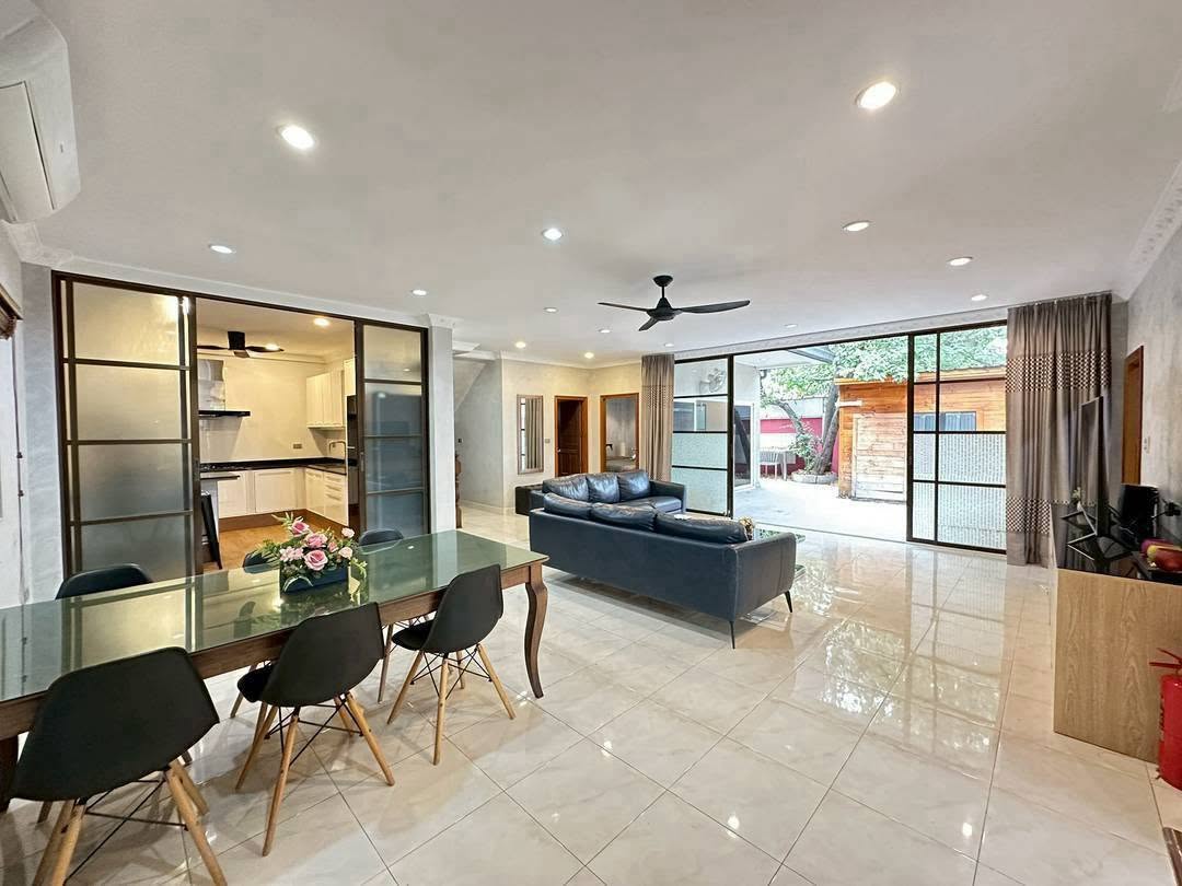 4 Bedroom House for rent at Jomtien Place Village