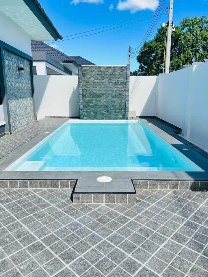 3 Bedroom Villa for sale in Pong