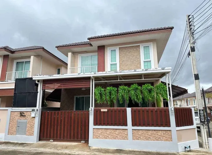 3 Bedroom House for sale in Bang Lamung