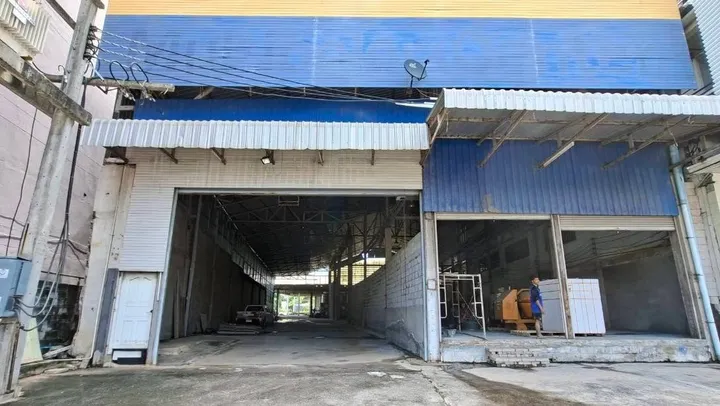 Commercial for rent in Nong Prue
